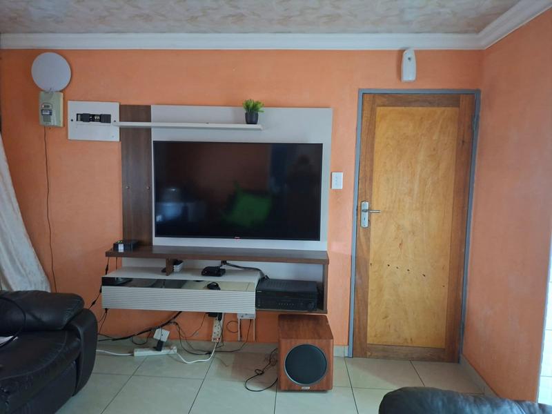 2 Bedroom Property for Sale in Mabopane North West